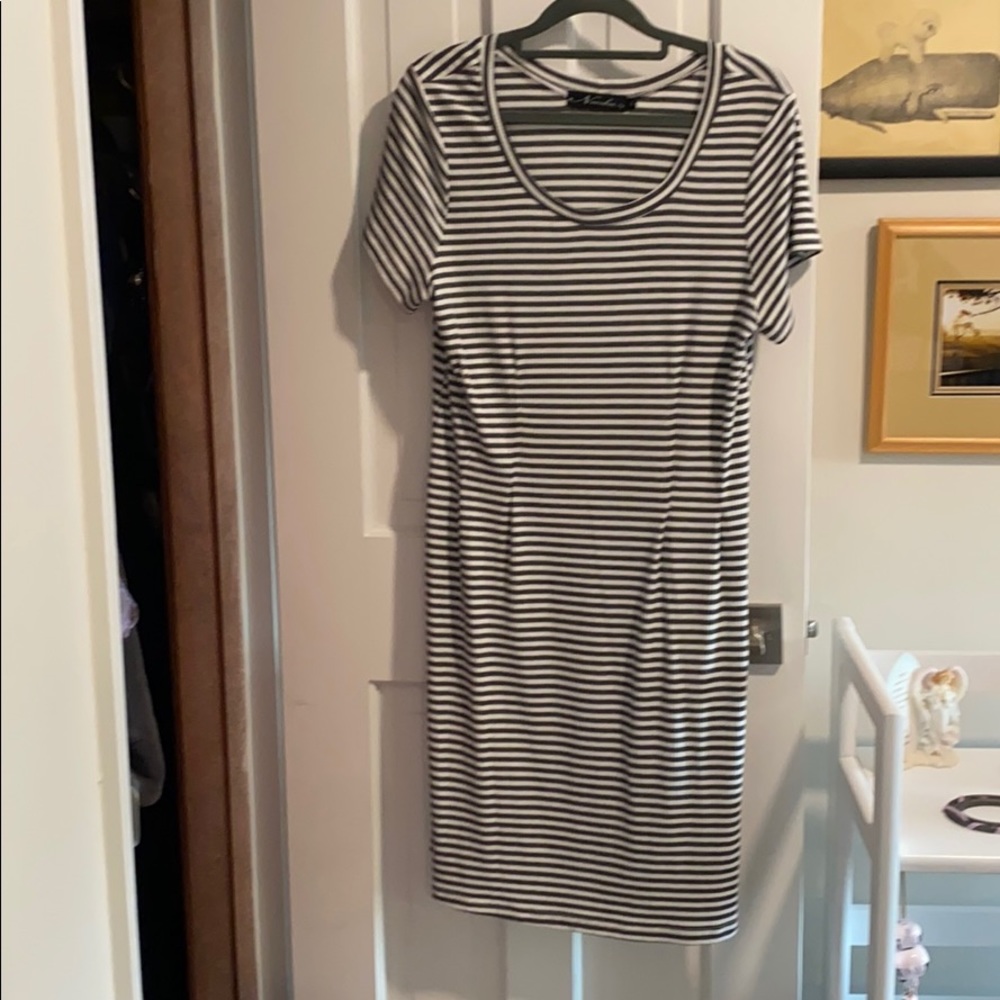 Neesha gray casual short sleeved dress